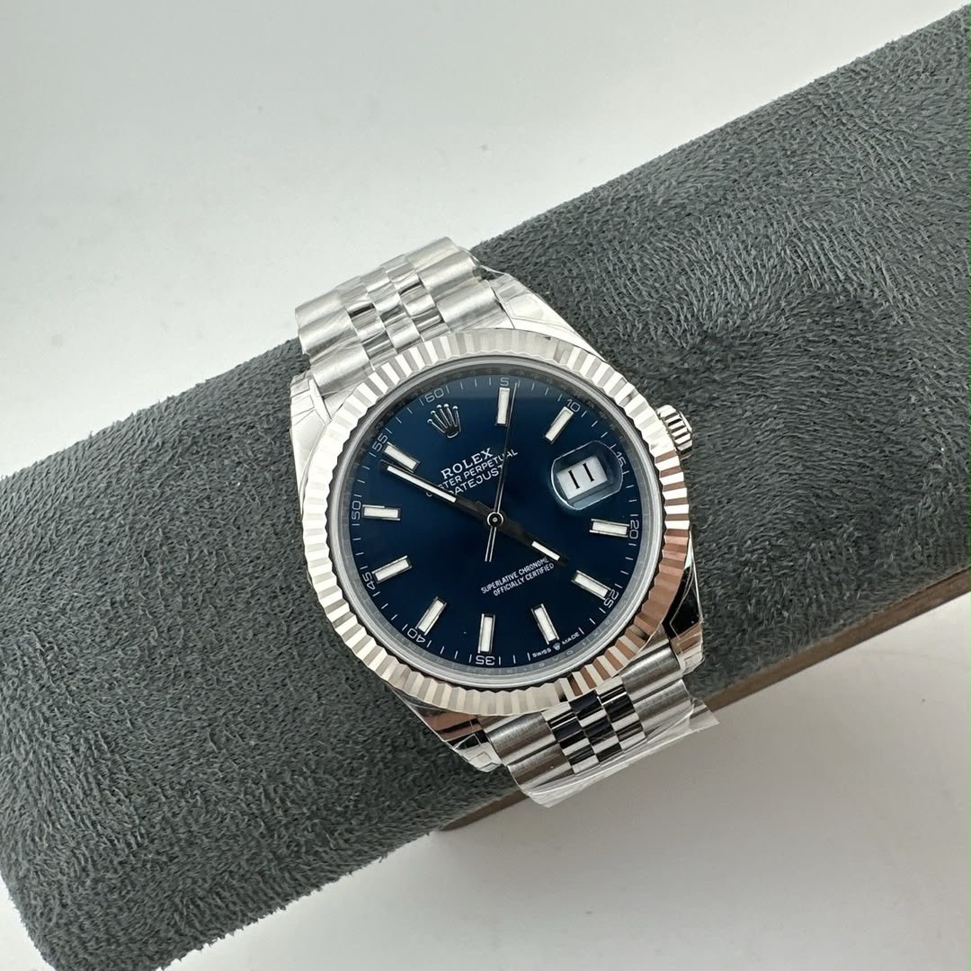 Real Watch Photo
